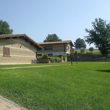 Agriturismo Monte Dell'Olmo Тревиняно Романо Екстериор снимка